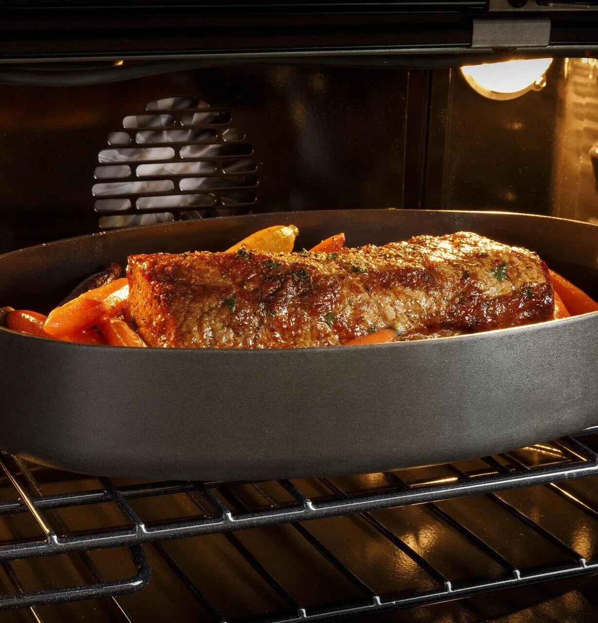 Cafe CTS92DM2NS5 Caf&#8482; 30" Smart Built-In Twin Flex Single Wall Oven In Platinum Glass