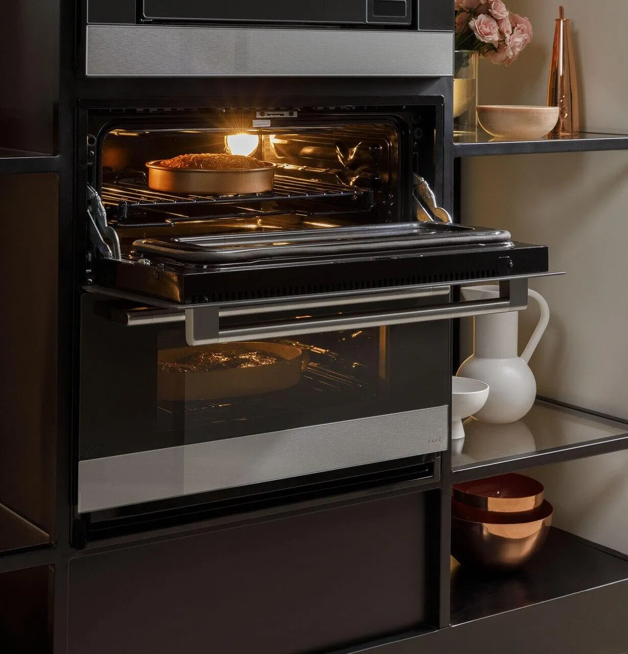 Cafe CTS92DM2NS5 Caf&#8482; 30" Smart Built-In Twin Flex Single Wall Oven In Platinum Glass