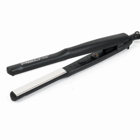 GiftWorthy Sale Red By Kiss Titanium Flat Iron