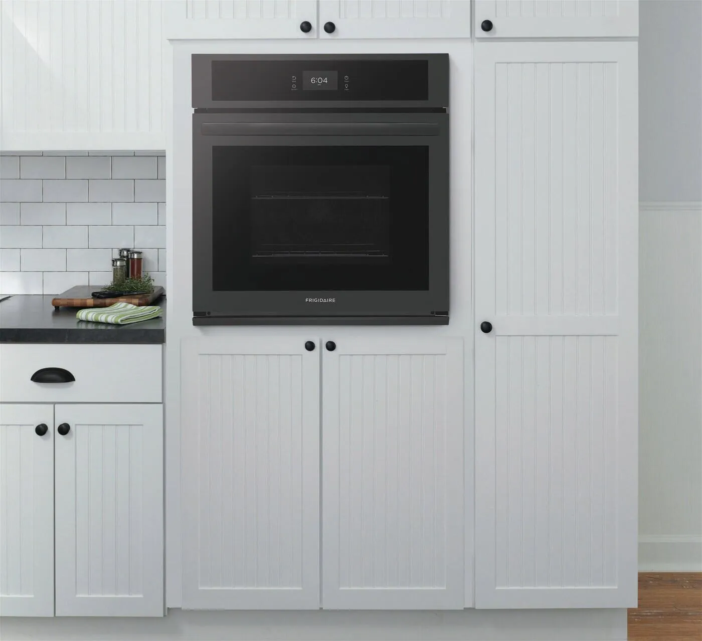 Frigidaire FCWS2727AB Frigidaire 27'' Single Electric Wall Oven With Fan Convection