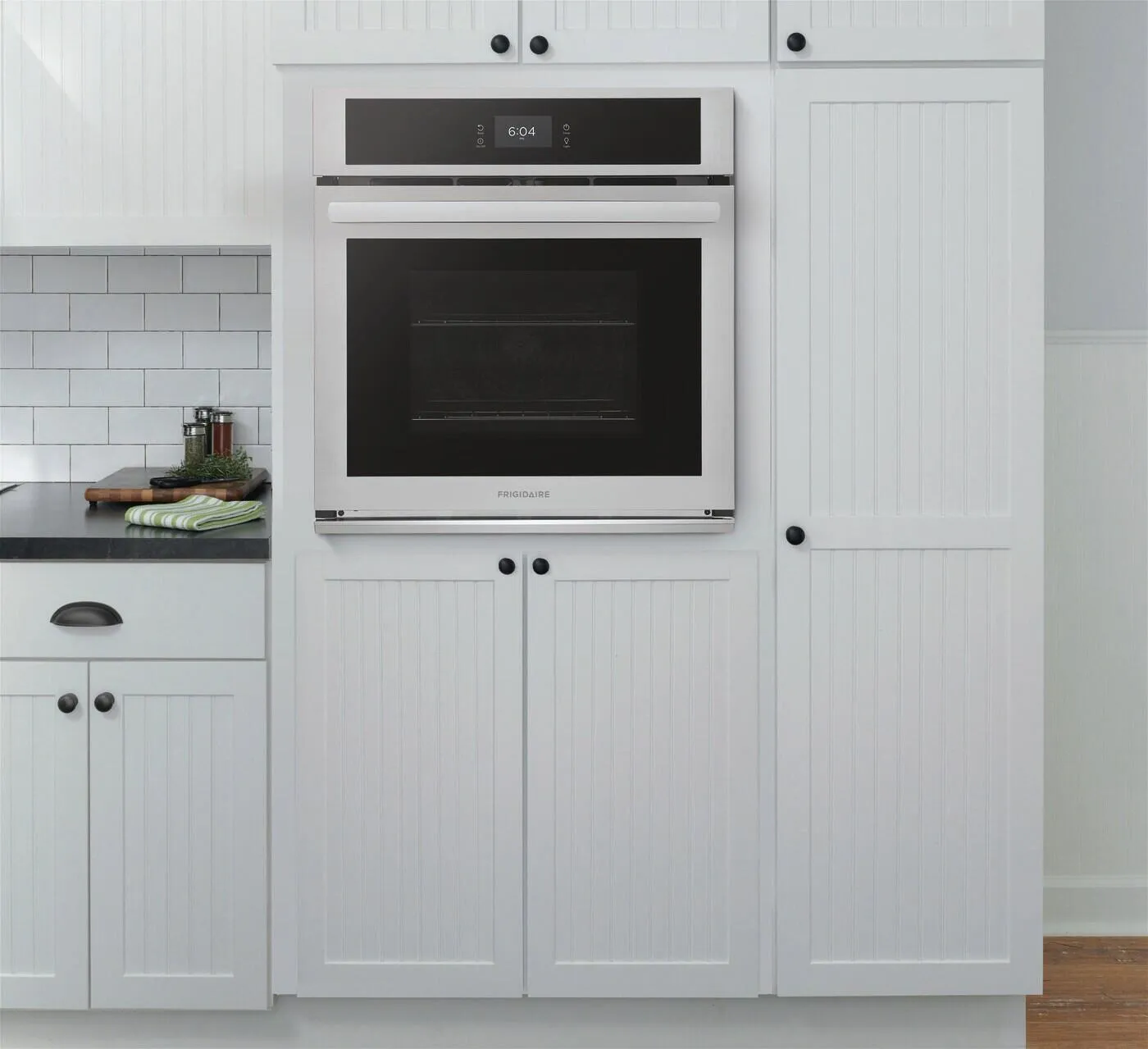 Frigidaire FCWS2727AS Frigidaire 27'' Single Electric Wall Oven With Fan Convection