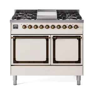 Ilve UND40FQNMPAWB Ilve Und40Fqnmpawb Nostalgie Ii Noblesse 40" Dual Fuel Range (Natural Gas, Solid Door, Antique White, Burnished)