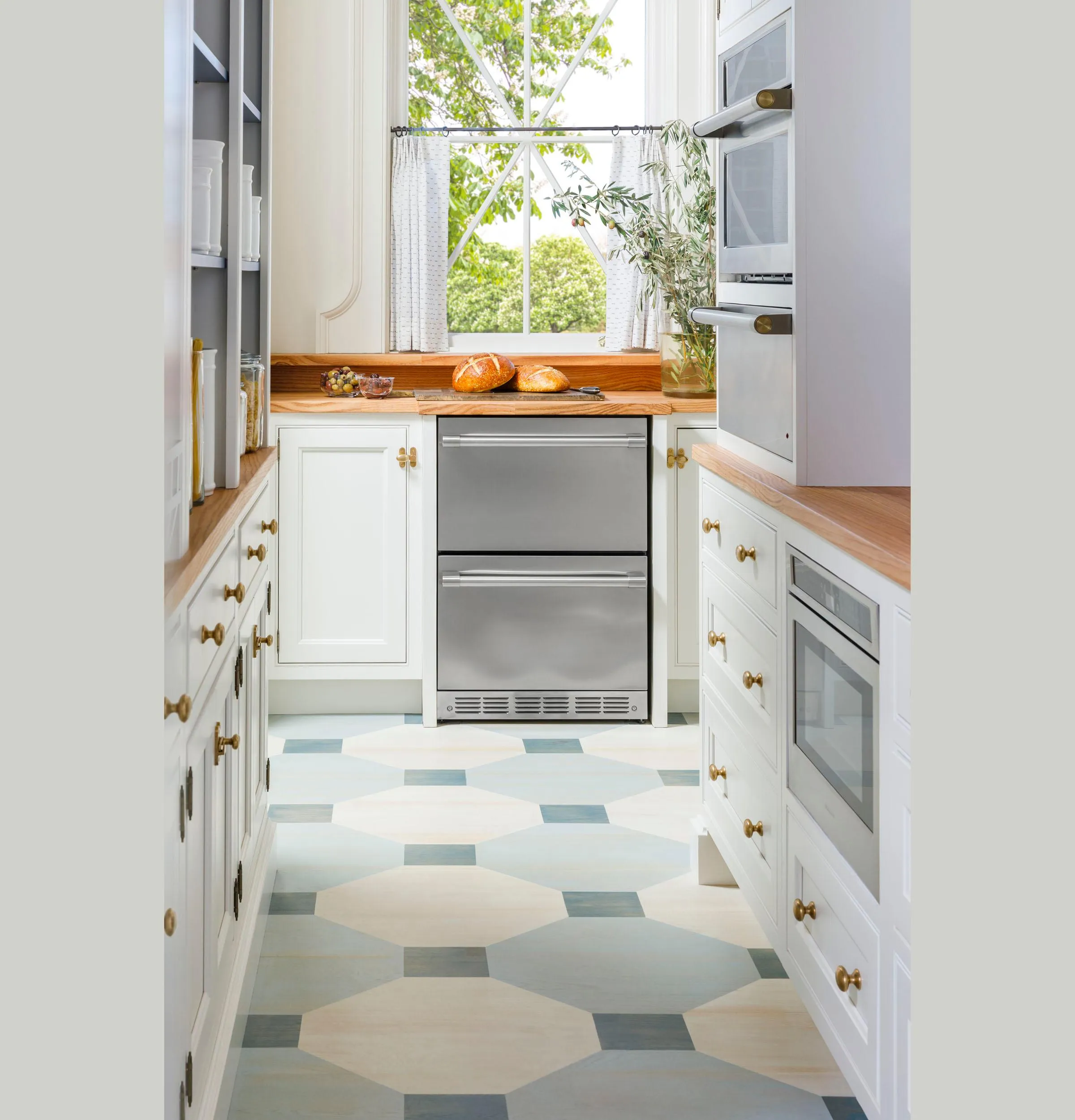Monogram ZWL1126SRSS Monogram 1.2 Cu. Ft. Drawer Microwave