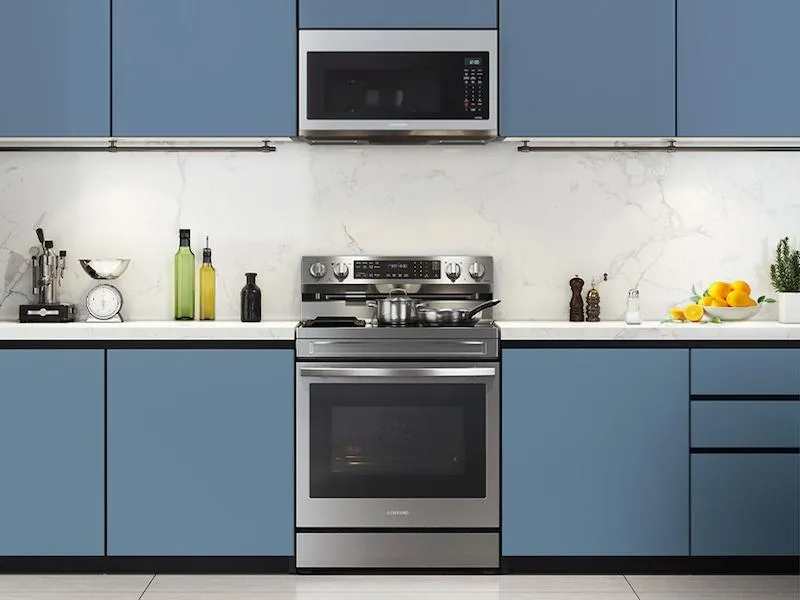 Samsung NE63D6711SR 6.3 Cu. Ft. Smart Freestanding Energy Star Certified Electric Range With Air Fry And Griddle In Stainless Steel