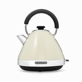 Limited Time Steal Venture Pyramid Kettle Cream