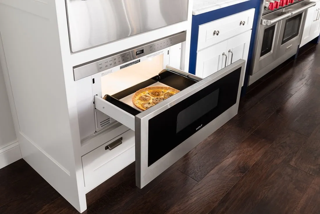 Wolf MD30PES 30" Professional Drawer Microwave